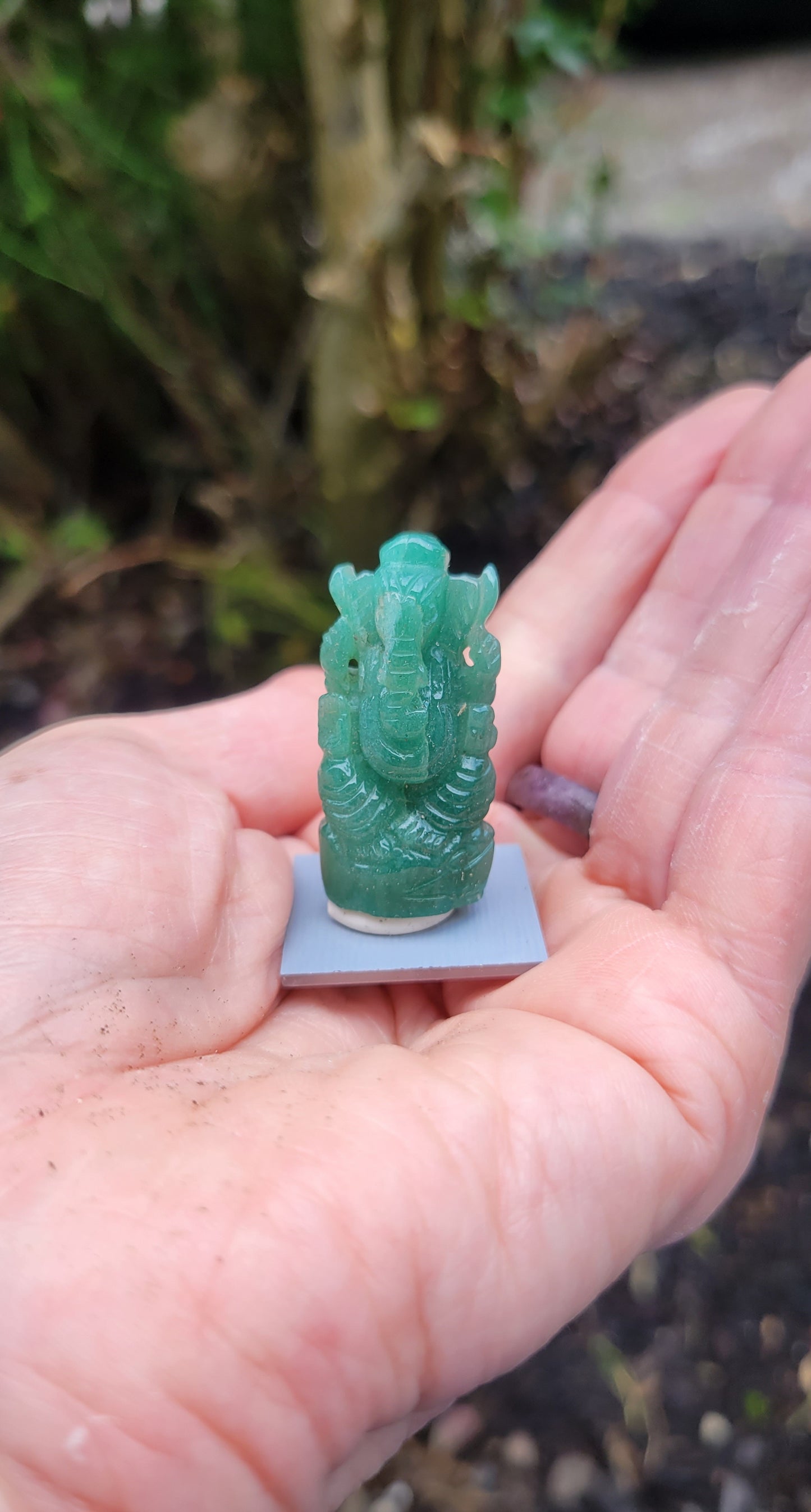 Aventurine Ganesh Minature, Carved in India