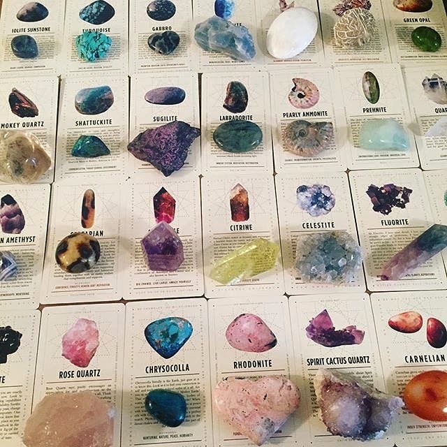 3-Card Draw - Lavish Earth Crystal Affirmation Cards
