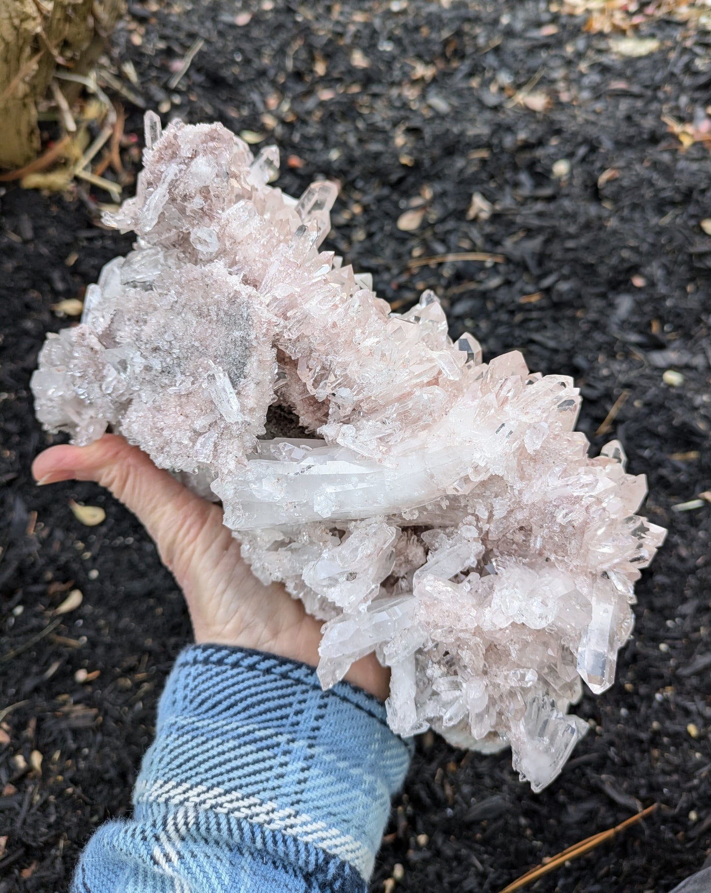 Pink Quartz with Clinochlore from Santander, Colombia