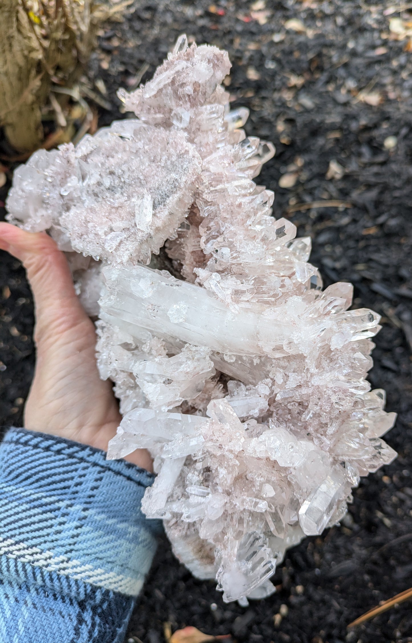 Pink Quartz with Clinochlore from Santander, Colombia