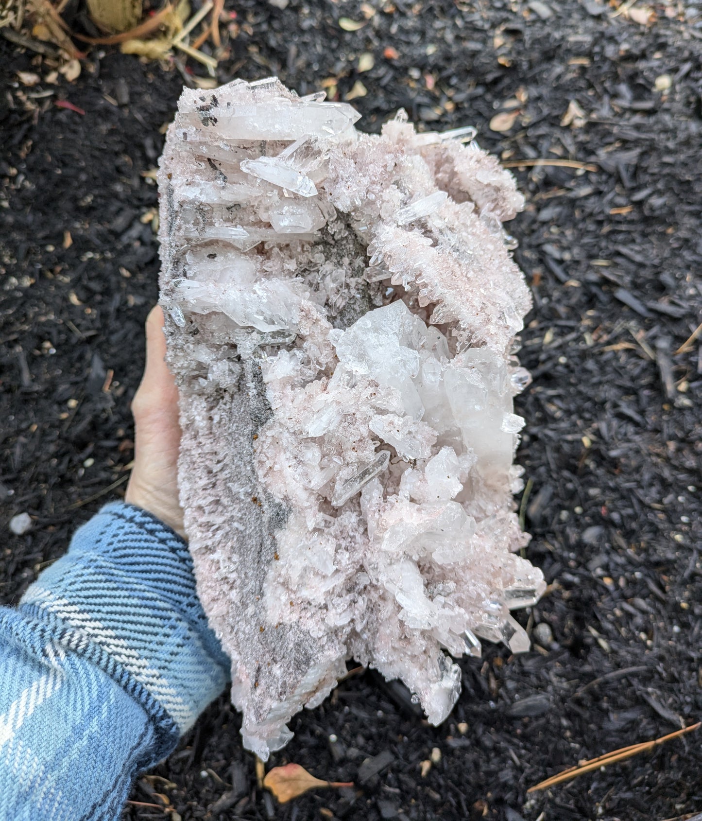 Pink Quartz with Clinochlore from Santander, Colombia