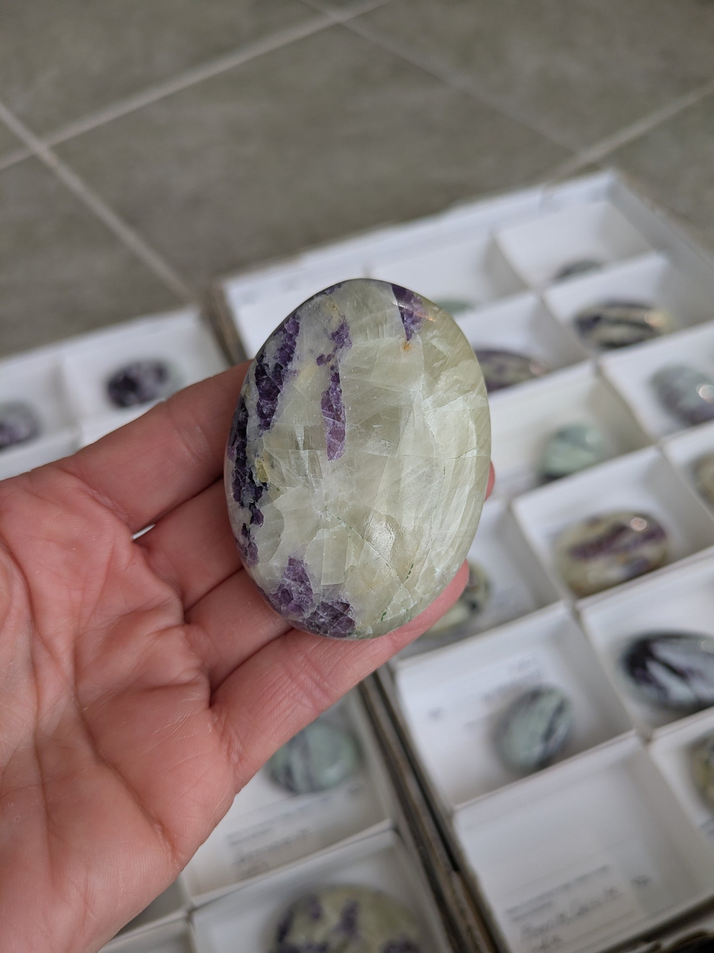 Fluorite in Calcite Palm Stone from India