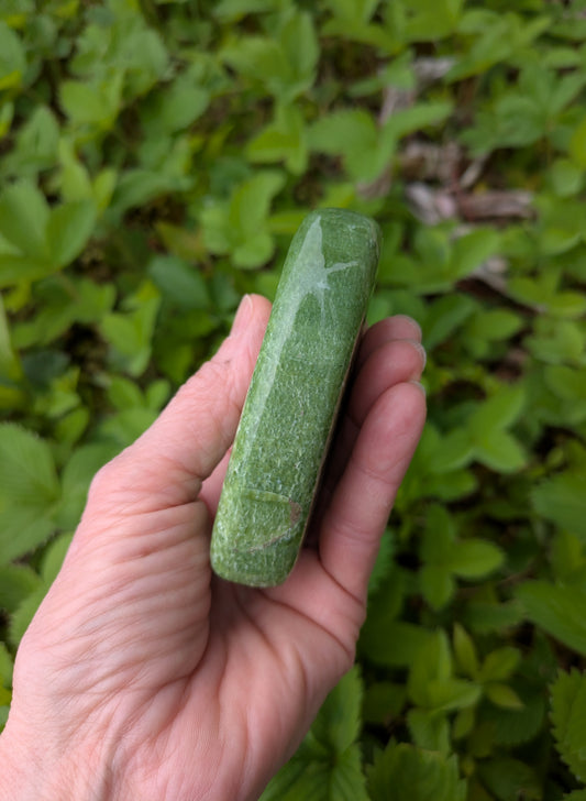 Tremolite Free Form Sculpture from Pakistan